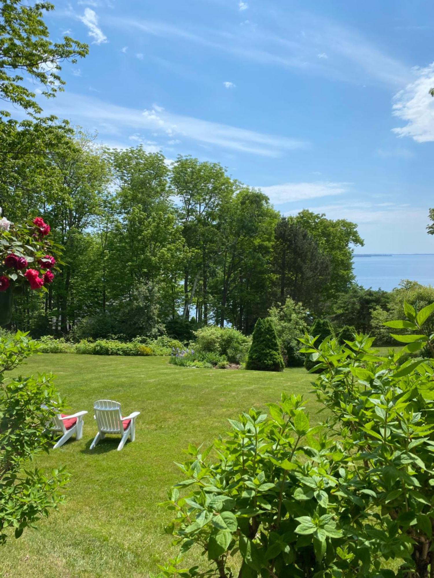Victorian By The Sea Bed & Breakfast Lincolnville Bagian luar foto