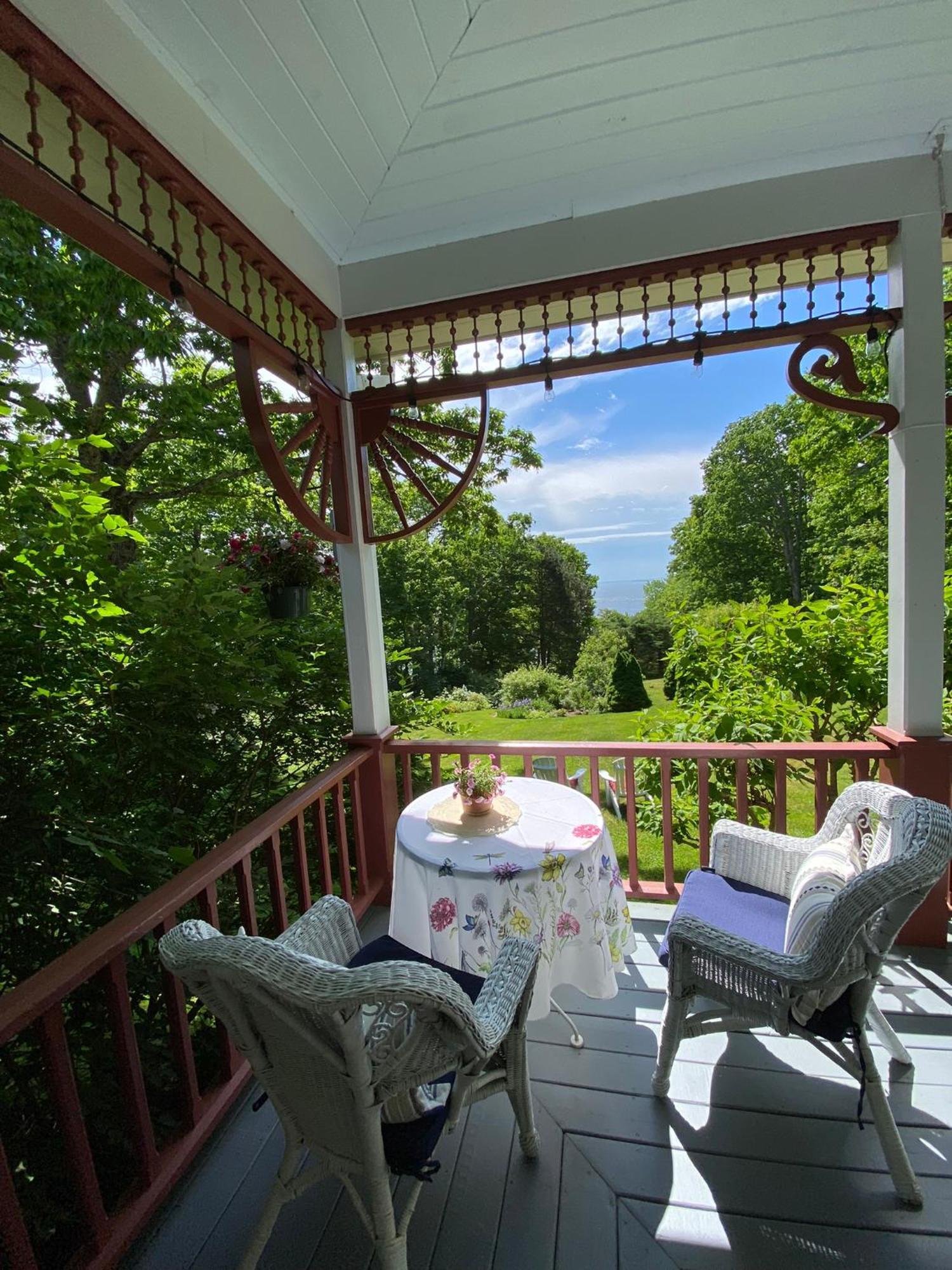 Victorian By The Sea Bed & Breakfast Lincolnville Bagian luar foto