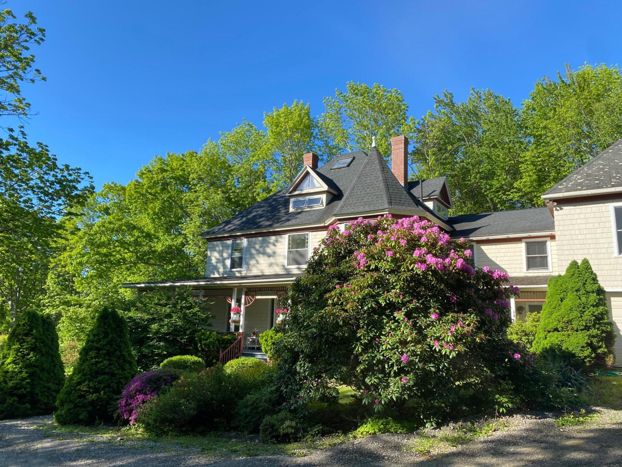 Victorian By The Sea Bed & Breakfast Lincolnville Bagian luar foto